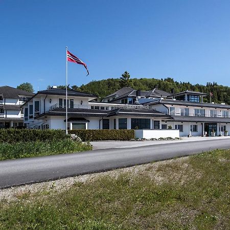 Aursnes Hotell Sykkylven Экстерьер фото